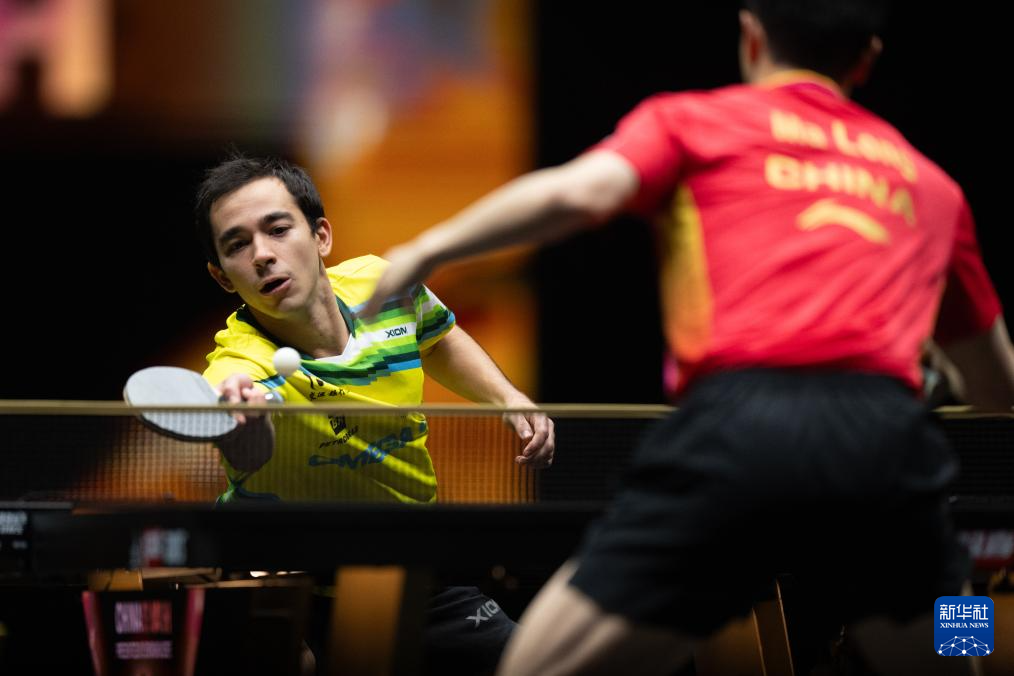 在足坛并不 在足坛并不