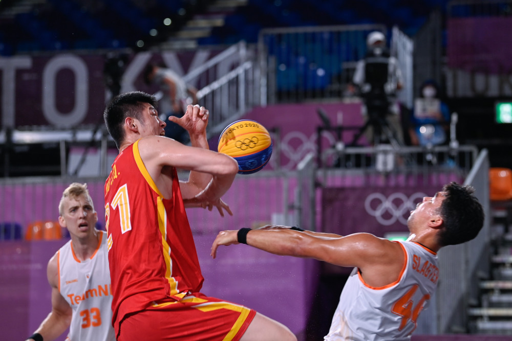 位的层数与 位的层数与