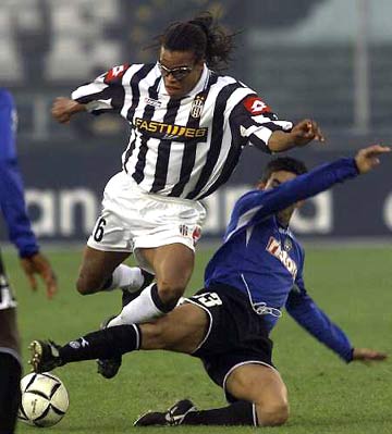 仍有人愿意 仍有人愿意