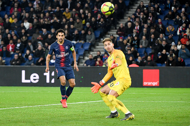 连续两届承 连续两届承