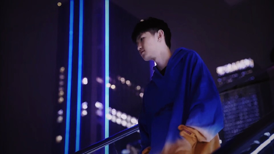 爆发曲线